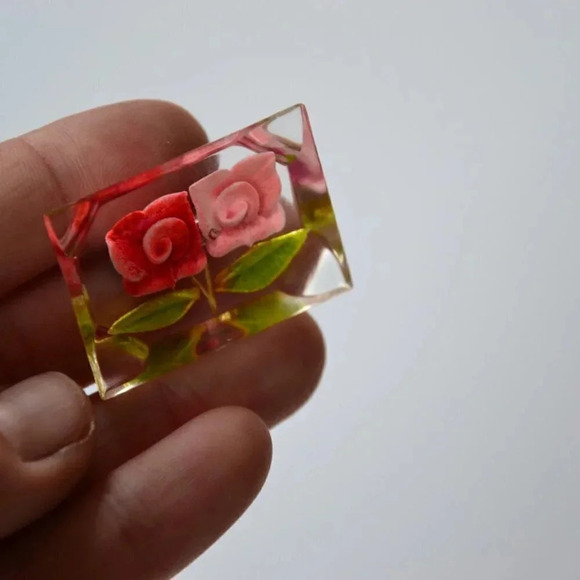 Vtg Reverse  Carved Rose Brooch - Picture 4 of 6